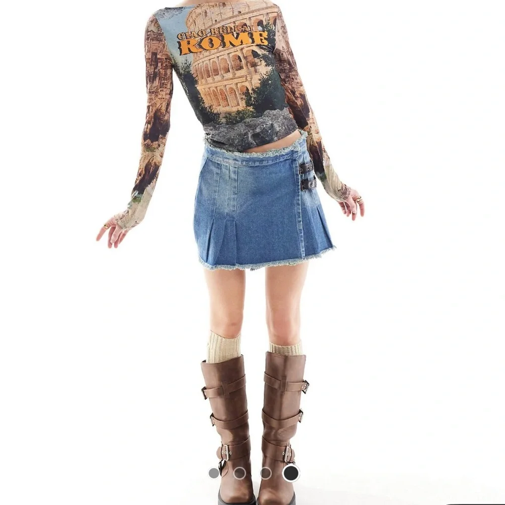 RECLAIMED VINTAGE ROME TOP - Picture 4 of 4